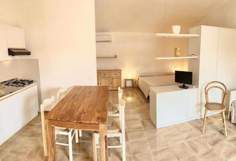 海の見えるスタンダードスタジオ, Residence Capobianco