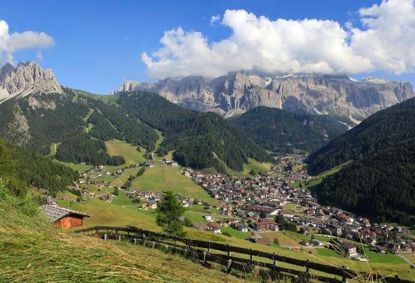 Апартаменты 1 Спальня, Residence Carin