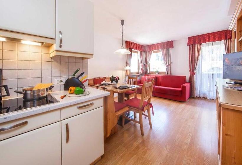 Апартаменты 1 Спальня, Residence Carin
