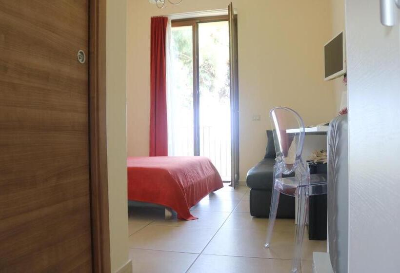 ガーデンビュースタンダード４ベッドルーム, Palazzo Rosso