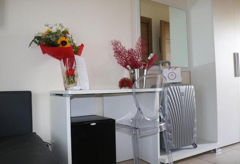 ガーデンビュースタンダードルーム, Palazzo Rosso