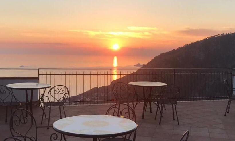 غرفة عائلية, Le Marelle