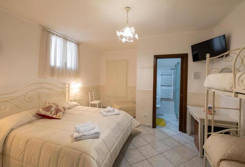 غرفة عائلية, Le Marelle