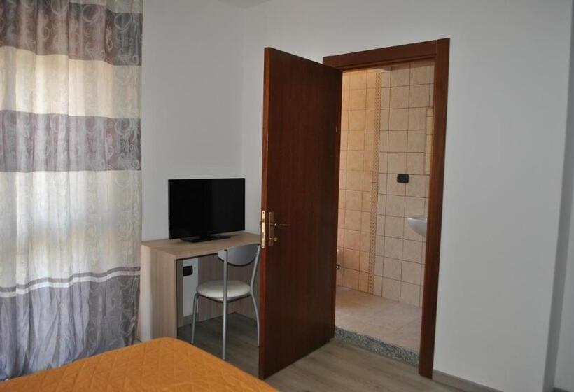 חדר סטנדרט עם טרסה, Raxul Room