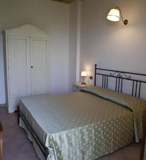 آپارتمان 1 خوابه همکف, Residence Colle Veroni