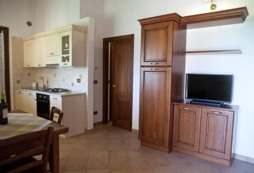 آپارتمان 1 خوابه با چشم‌انداز استخر, Residence Colle Veroni