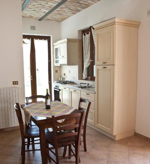 شقة غرفتين, Residence Colle Veroni