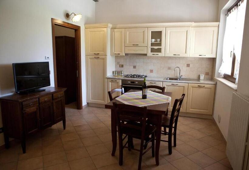 إستوديو قياسى مطل على البحر, Residence Colle Veroni