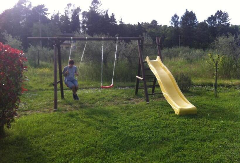 Студия Стандарт, Azienda Agrituristica I Tre Casali