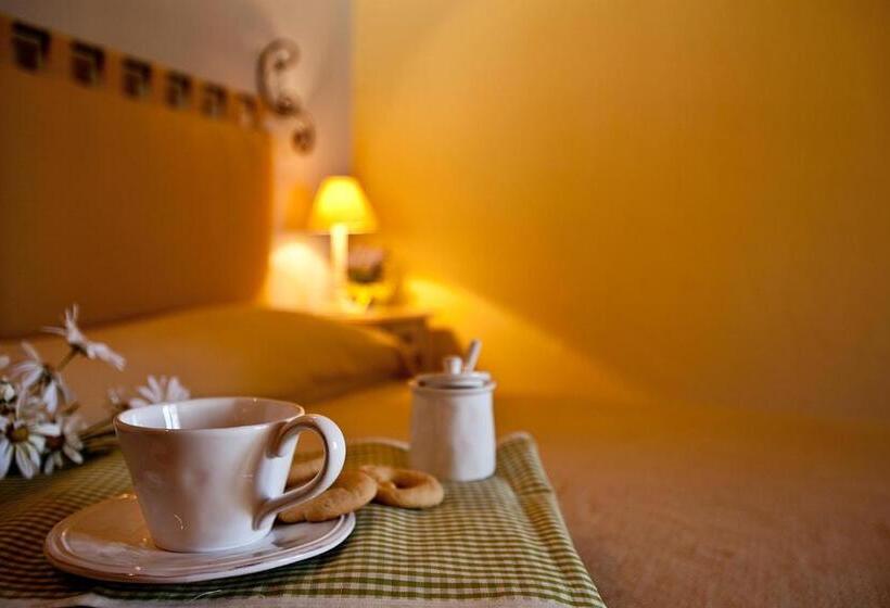 דירת 2 חדרי שינה עם נוף לבריכה, Agriturismo Ripaiani