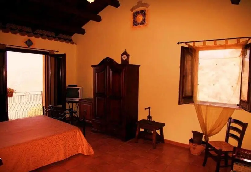 Chambre Quadruple Standard, L'uliveto