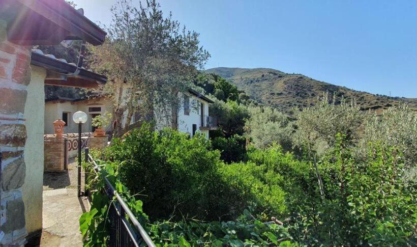 منزل غرفة نوم واحدة, L'uliveto