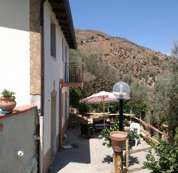 منزل غرفة نوم واحدة, L'uliveto