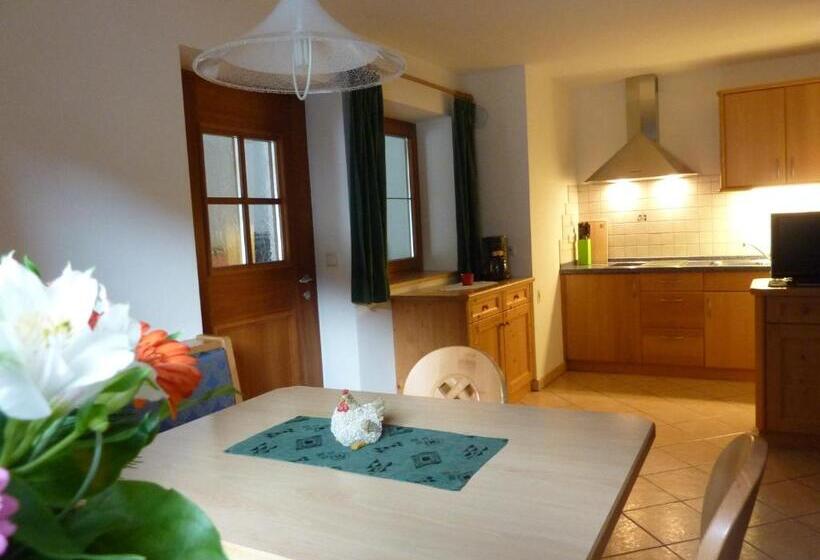 Апартаменты 2 Спальни, Planitzhof