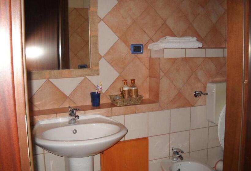Номер Стандарт, Munduge B&b