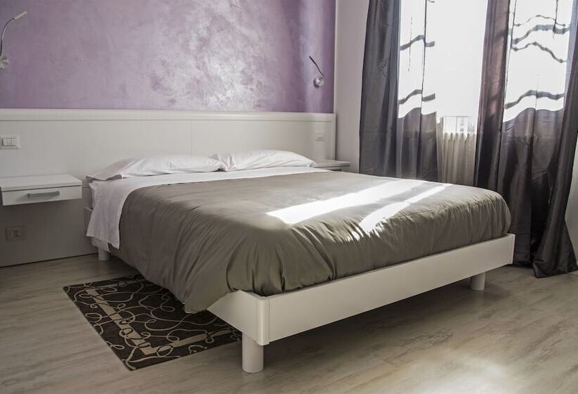 غرفة قياسية, Alibardi Alloggi