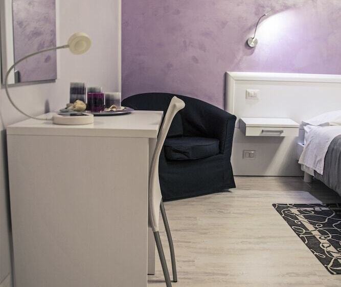 غرفة قياسية, Alibardi Alloggi