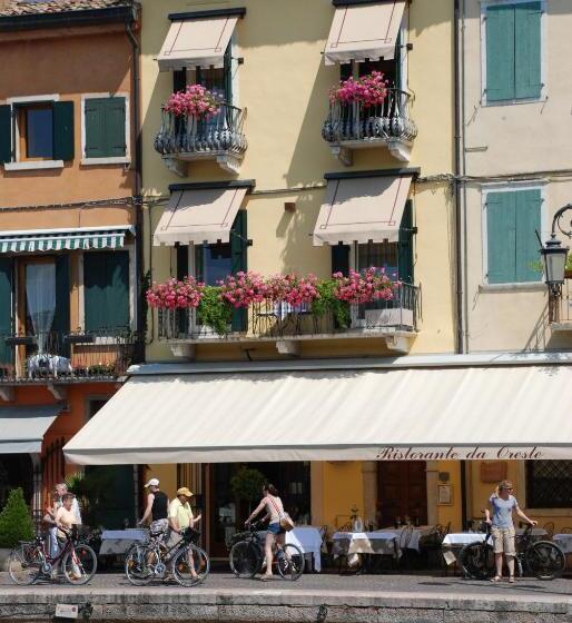 デラックスジュニアスイート, Oreste Suite