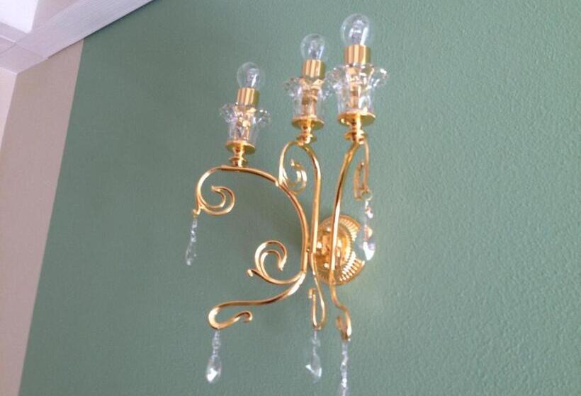 ジュニアスイート, Oreste Suite