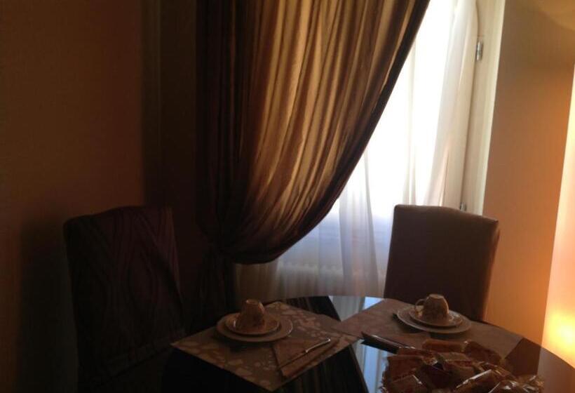 ジュニアスイート, Oreste Suite