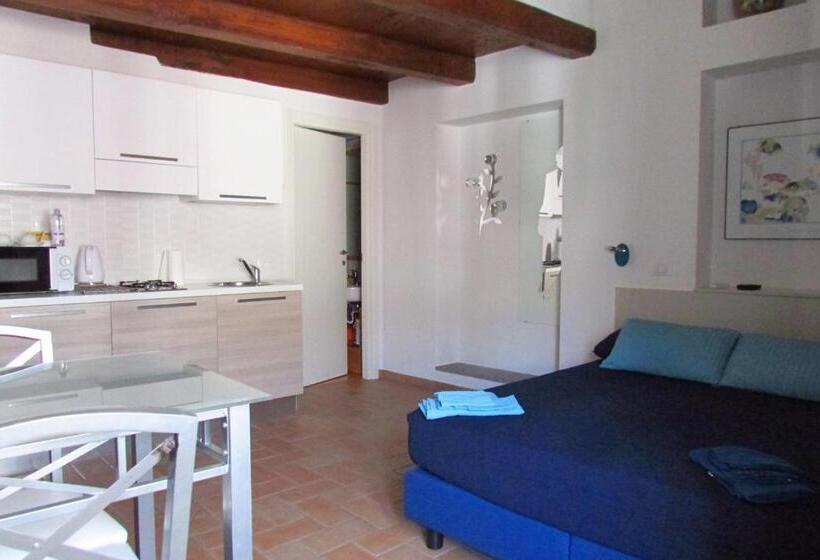 استودیوی استاندارد, Saffi 103