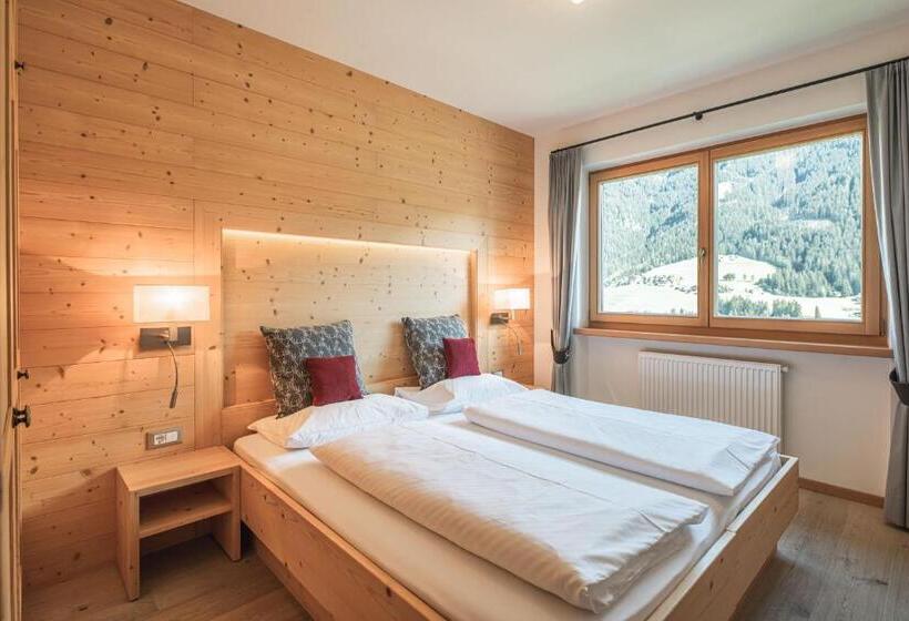 شقة غرفتين نوم مزودة بتراس, Chalet Residence Alpinflair