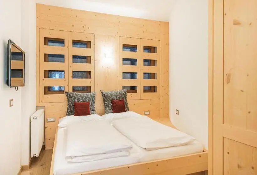 2 Bedroom Apartment With Garden, Chalet Residence Alpinflair