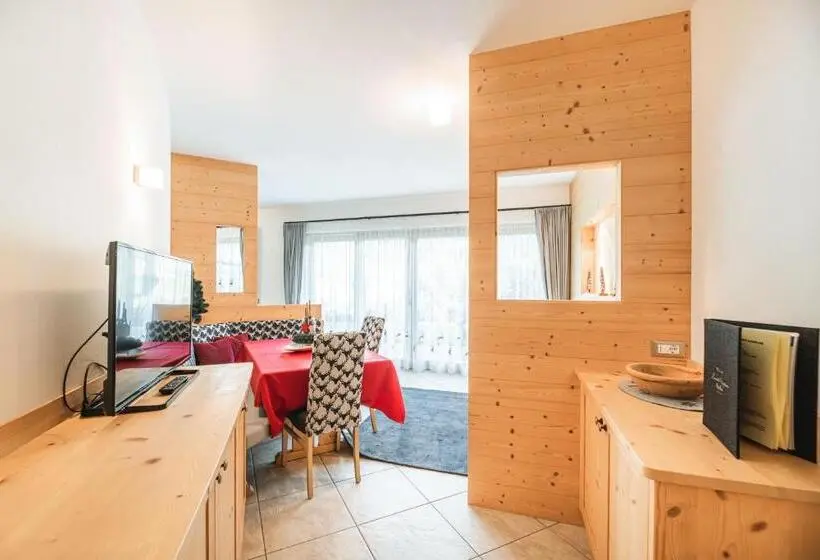 2 Bedroom Apartment With Garden, Chalet Residence Alpinflair