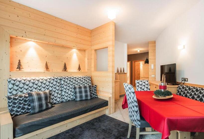 شقة غرفتين نوم مزودة بحديقة, Chalet Residence Alpinflair