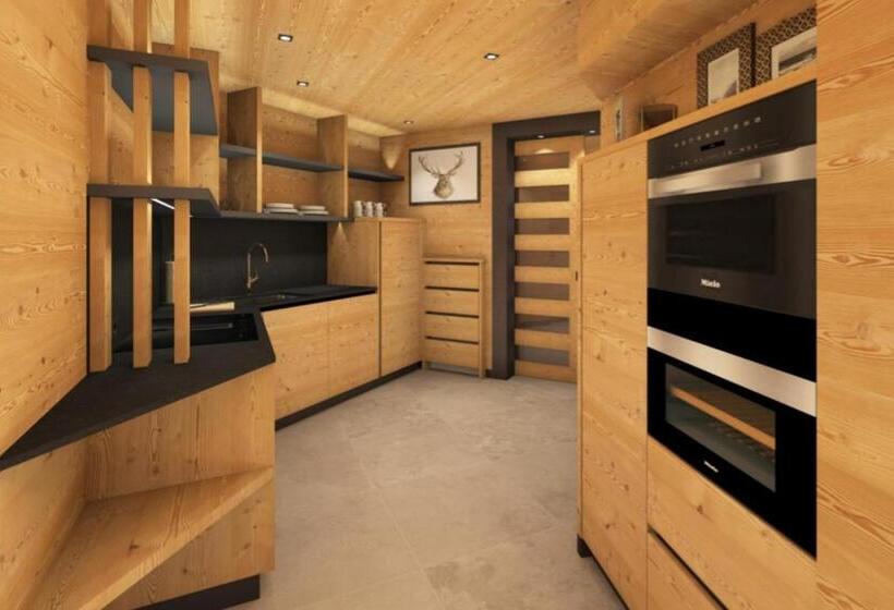 Апартаменты 3 Спальни, Chalet Residence Alpinflair