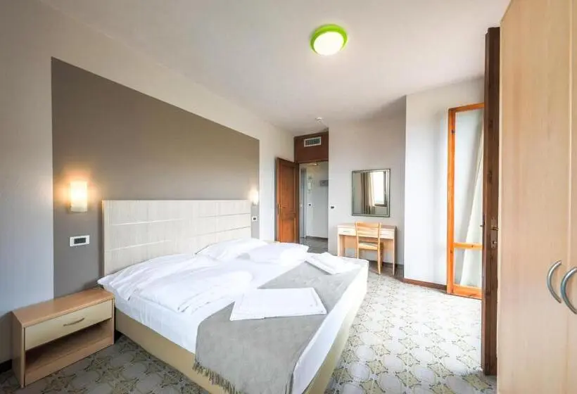 1 Bedroom Apartment Lake View, Residence San Michele