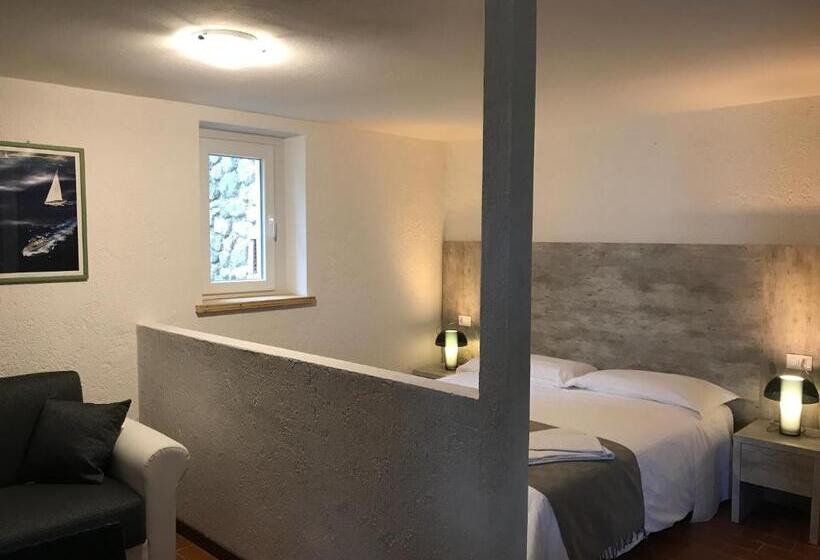 Standard studio with lake view, Residence San Michele