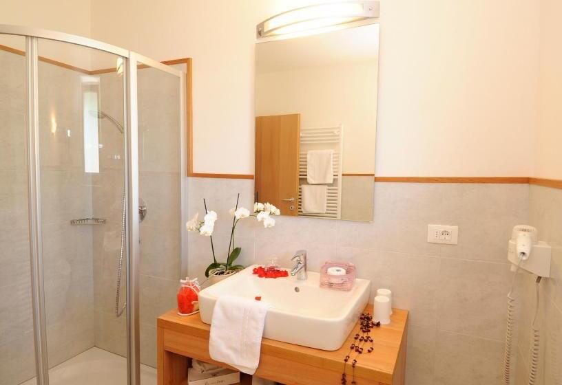 标准间带阳台, Feldhof Schenna