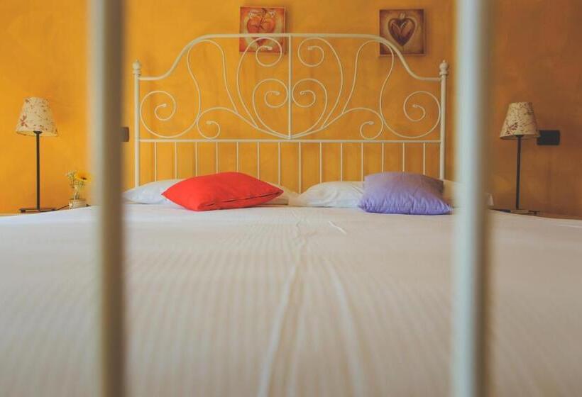 连接 1 卧室公寓, Agriturismo Contessi