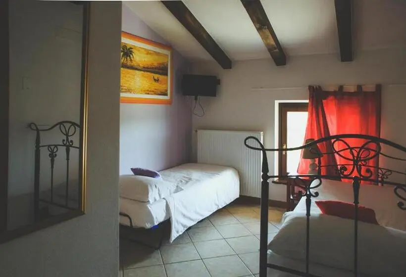 ファミリールーム, Agriturismo Contessi