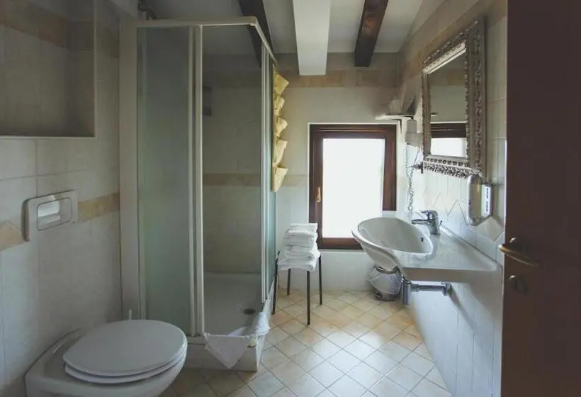 ファミリールーム, Agriturismo Contessi