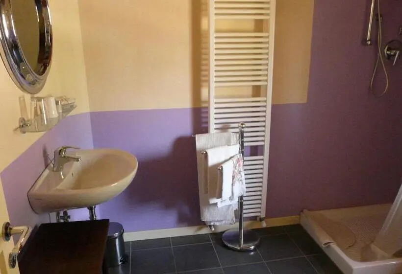 Standard Kolmen Hengen Huone, Agriturismo La Riccardina