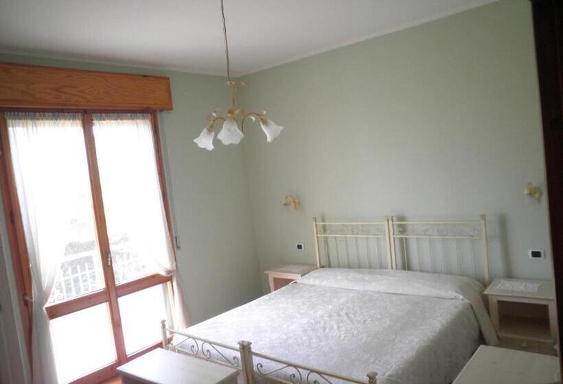 اتاق استاندارد, Agriturismo Mongiorgi I Salici