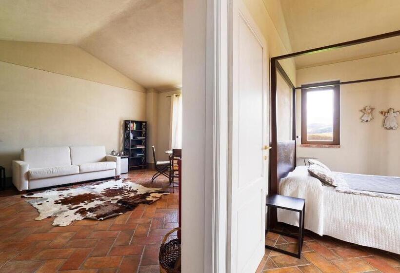 سوئیت با بالکن, Cantagrillo Boutique Resort