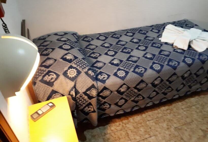 اتاق استاندارد با بالکن, Emanuela