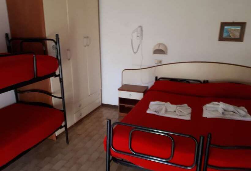 اتاق خانوادگی, Emanuela