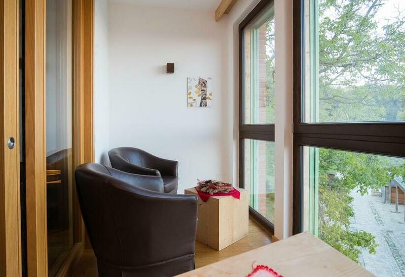 סוויטת ג'וניור, Polisena L Altro Agriturismo Veg