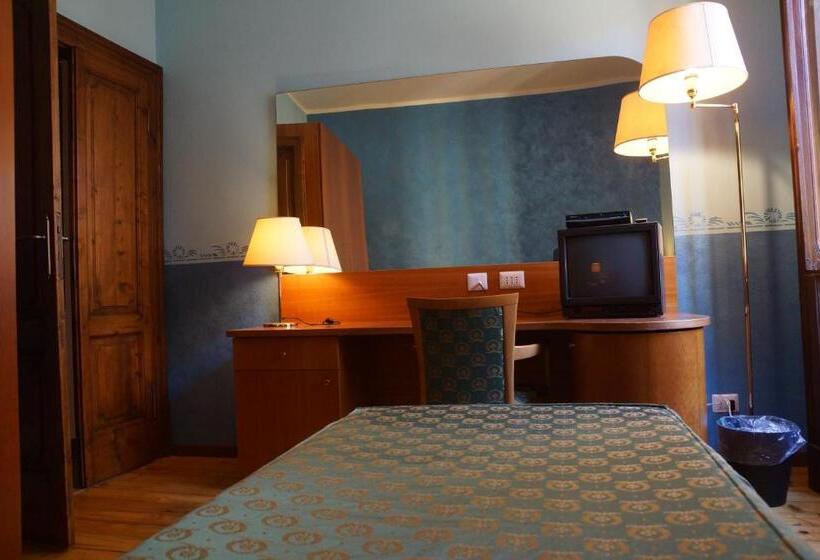 Номер Стандарт Индивидуальный Совместная Ванная, Fiò & Giò