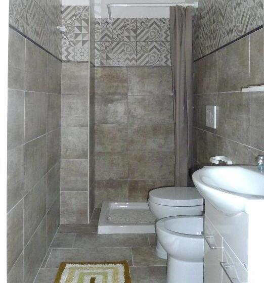 Quarto Estandar, Regina Isabella Rooms