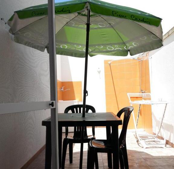 Escritório Estándar, Regina Isabella Rooms