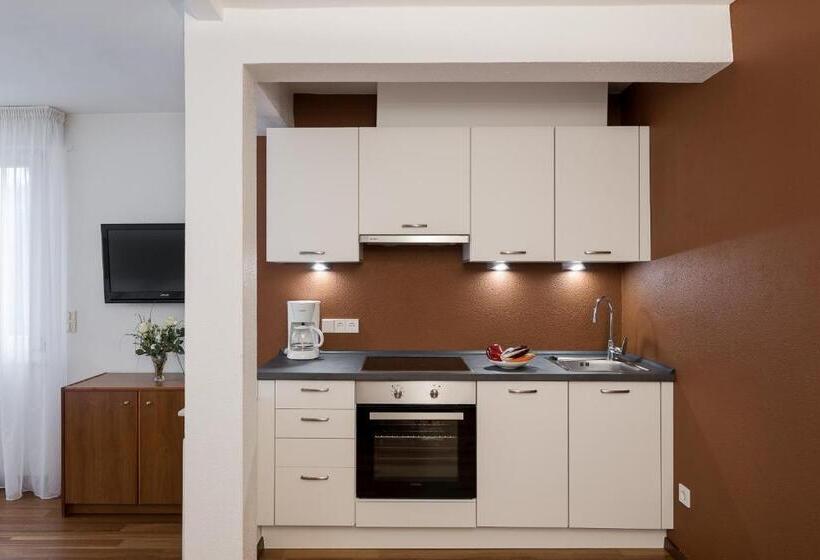 Студия Стандарт, Residence Désirée Classic & Design