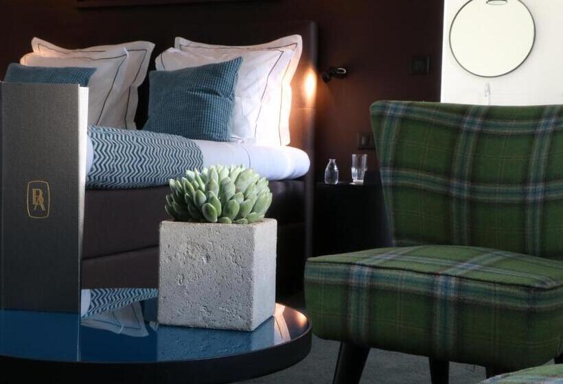 디럭스 스위트, Hôtel Restaurant Bel Ami