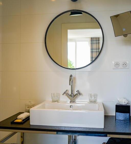 주니어 스위트, Hôtel Restaurant Bel Ami