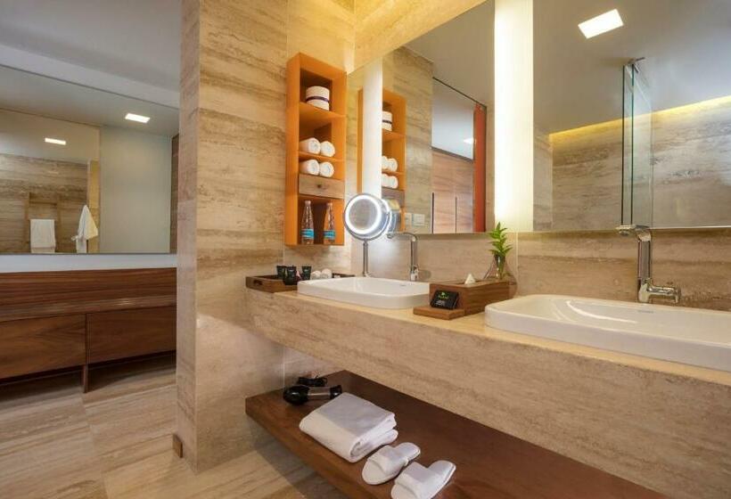 キングサイズベッドのスタンダードルーム, Hyatt Centric Campestre Leon