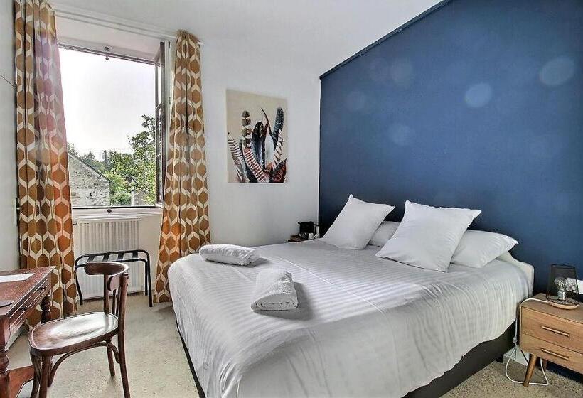 スタンダードルーム, Domaine De La Briandais, A Place Of Electromagnetic Sobriety